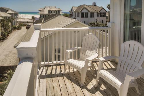 4 Fish Cottage - image 2
