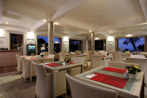 ห้องอาหาร, รามาดา บาย วินด์แฮม ภูเก็ต เซาท์ซี (Ramada by Wyndham Phuket Southsea) in กะรน