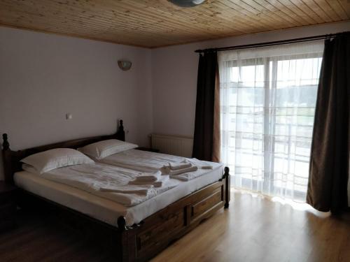 Pensiunea Simiriam Apuseni, Padis in Pádis