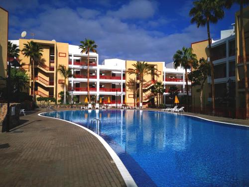 Tenerife South Apartment, 3 Pools, Sea View, Near Los Cristianos