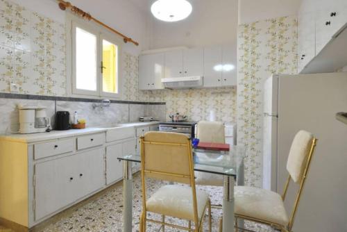 House furnished with garage yard near Park at Amfiali Piraeus Port - image 8