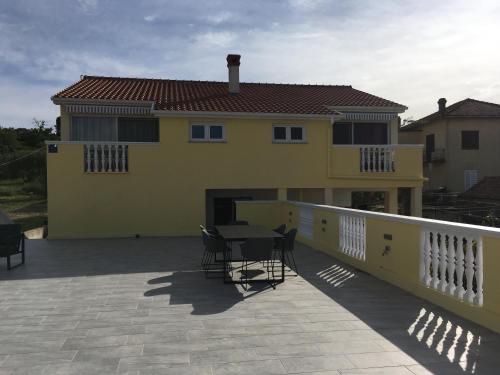  Apartman Marina, Unterkunft in Dobropoljana