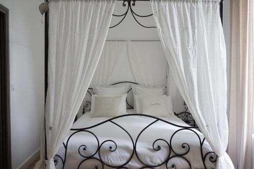 Château des Basses Roches (Chateau des Basses Roches) in 拉紹塞埃聖維克托