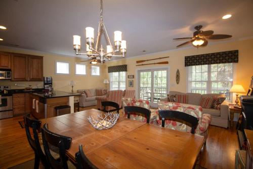 694 Bonito Road - image 2