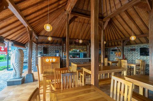 Restoran, Lilis Cempaka Mas Guesthouse in Tabanan