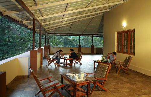 Létesítmények, Dakshin Ghats in Vellamunda