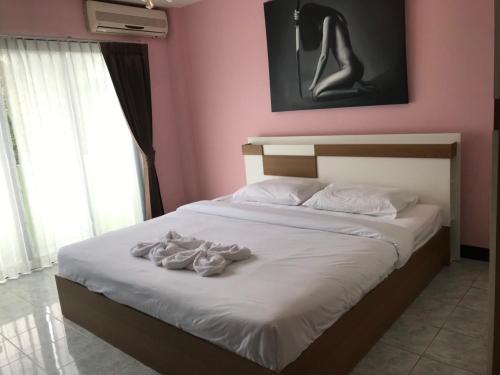 1 queen bed