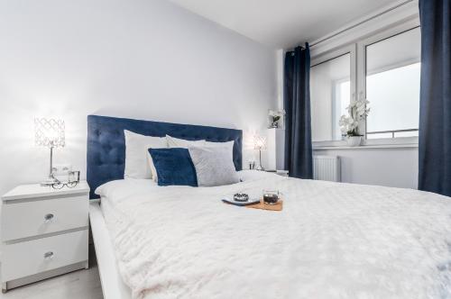 Apartments Golden Warsaw by Renters - image 7
