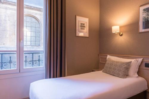 Paris France Hotel - main image