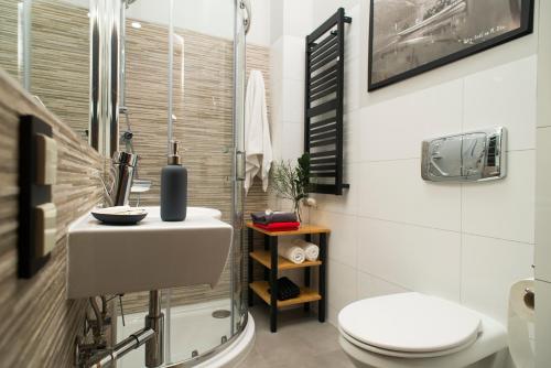 One-Bedroom Apartment (3 Adults) image 10