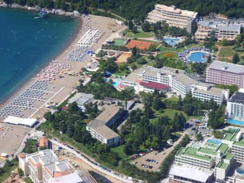 Hotel Montenegro - image 8