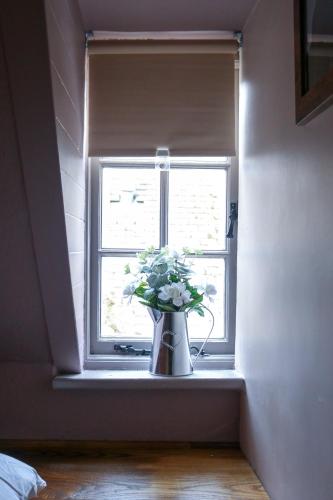 The Hollybush Inn - image 6