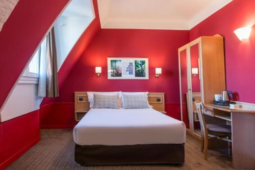 Paris France Hotel - image 5