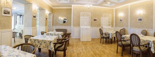 Отельно-ресторанный комплекс Златогор (Отельно-ресторанныи комплекс Златогор) in Velikiye Sorochintsy