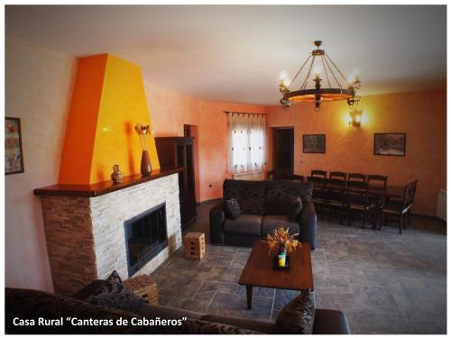 Casa Rural Las Canteras de Cabañeros (Casa Rural Las Canteras de Cabaneros) in Retuerta Del Bullaque