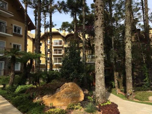 APTO. LUXO PROX. CENTRO DE GRAMADO