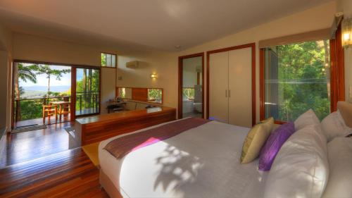 Montville Ocean View Cottages - Sunshine Coast