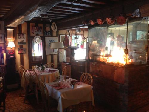 מסעדה, Le Relais Du Haras - Deauville in Trouville-sur-Mer