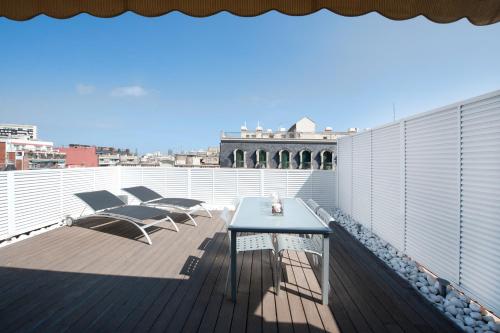 You Stylish El Born Apartments - image 5