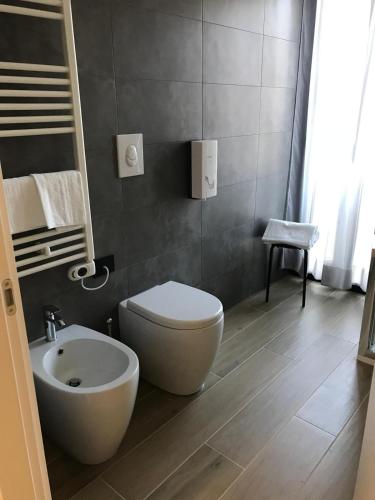 ROMA ROOMS - image 2