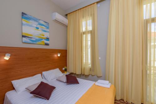 TheJoy Rooms & Suites - image 11