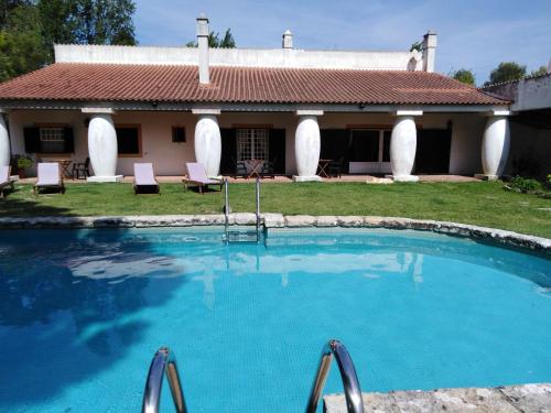  Very Quiet Place, Pension in Sintra bei Santa Cruz