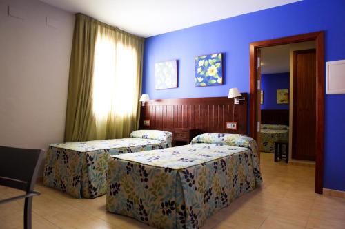 Two Connecting Double Rooms