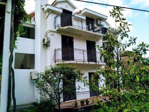 Rooms & Apartments Vukasović - image 13