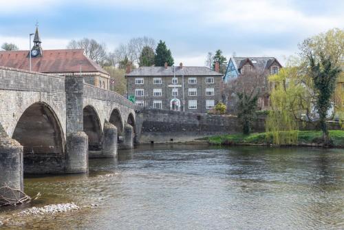 Lion Hotel, , Mid Wales