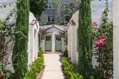 Sonder The Bungalows in San Diego, USA