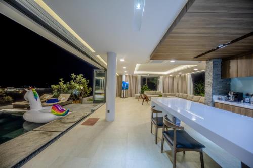 Acqua Villa Nha Trang Managed by Alternaty - Nha Trang, Việt Nam - giá từ  $531, đánh giá - Planet of Hotels