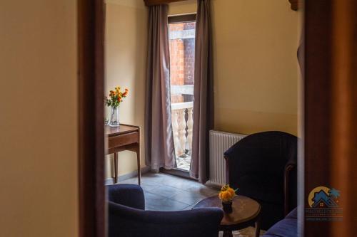 Mali Miločer Bay Accommodation - image 6