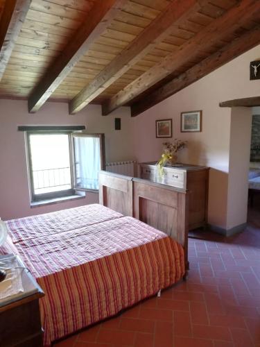 Antico Borgo "Costa di Dente" in Kastel D'Aiano