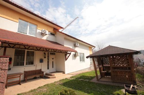 Апартаменти в центрі Трускавця, Truskavec' (foto 10)