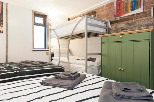 Talbot Coach House - image 13