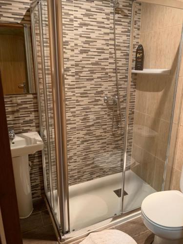 Hostal Tres Hermanos - image 11