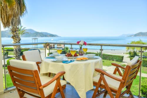  Saros Apartments Calıs Beach, Pension in Fethiye