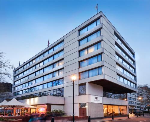 DoubleTree by Hilton London - Hyde Park London