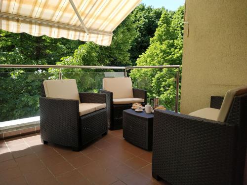 Appartment Trojer Meran 2000