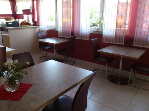 Eifel - Pension - image 8