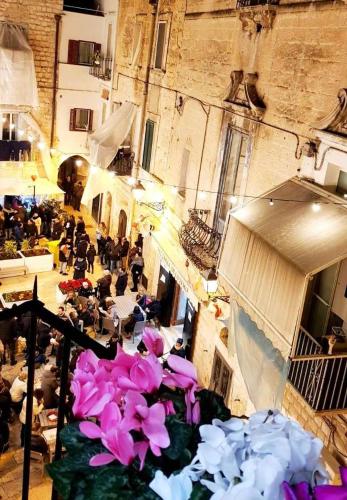 Casa Albicocca. In the heart of the old town. - image 5