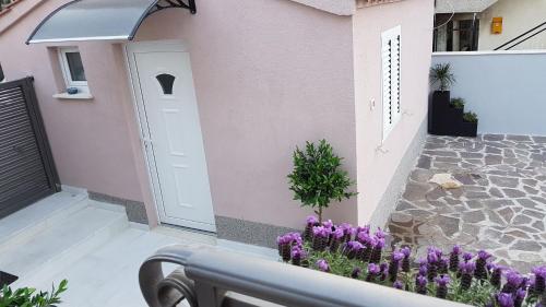 Areloj, Split (photo 10)