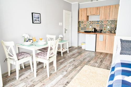 Morning Star Apartments