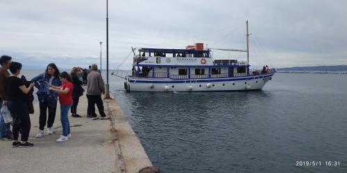  Athinas 1 in Peraia
