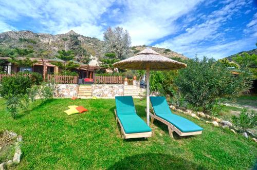  Beachfront Andriana Villa with mini pool and spa in Vasilikos