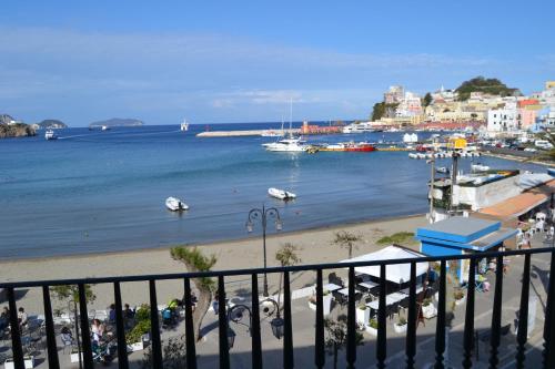 View, Maridea - Appartamenti Via Dante in Ponza Island
