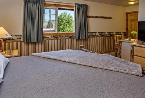 Deluxe Double Room with Bath
