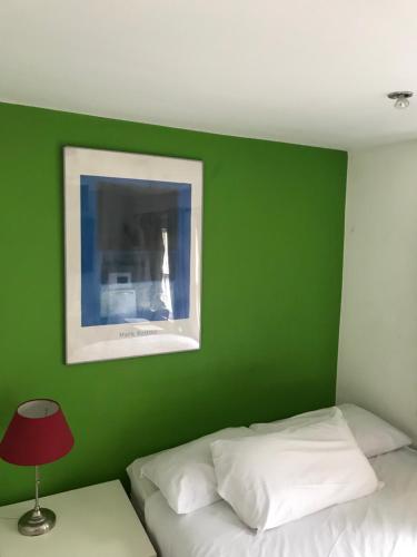 Rooms@175
