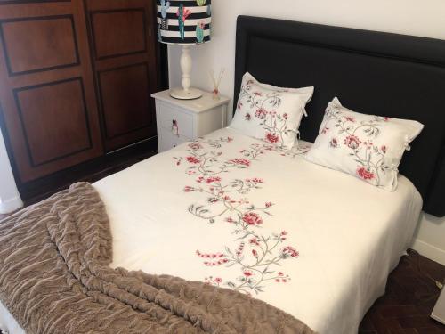  Nini House in Cascais