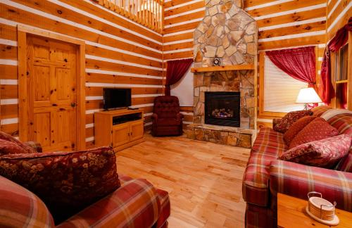 Lake Nantahala-Smoky Mountain Cabins - image 4